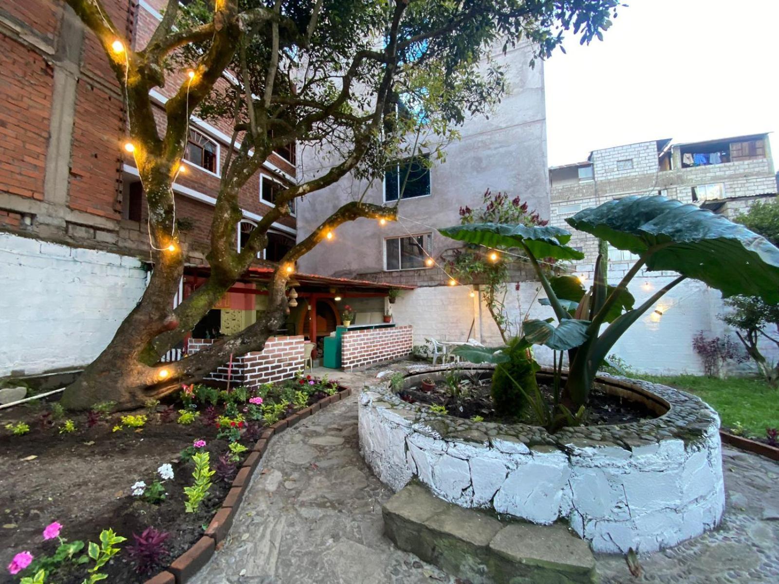 Garden House Hostal Baños Exterior foto